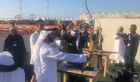 الشيخ خليفة بن سلطان بن حمدان آل نهيان يشهد فعاليات مهرجان الوحدات المساندة الثامن للرماية 2020